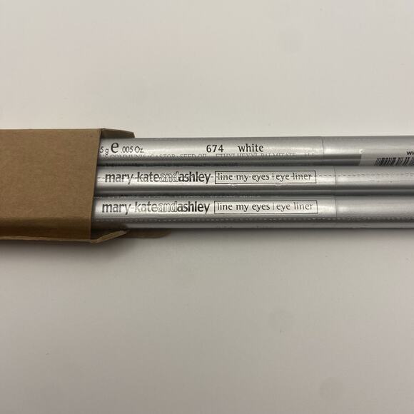 Mary-Kate and Ashley Line My Eyes Eye Liner - #70674 White - PACK OF 3 - Picture 1 of 3